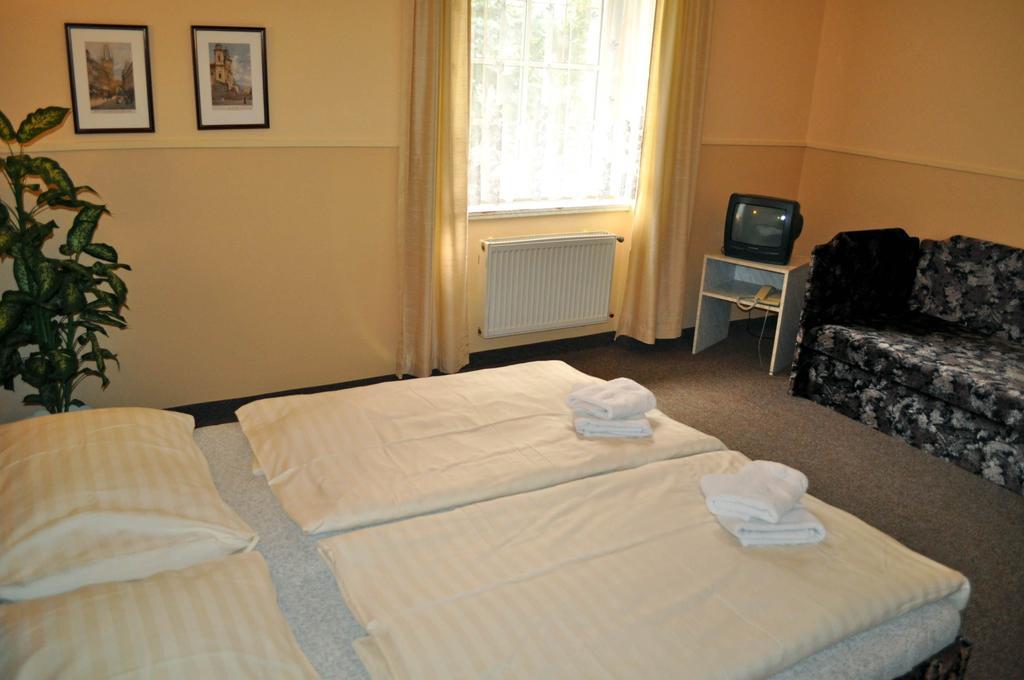 Hotel Wertheim Prag Rum bild